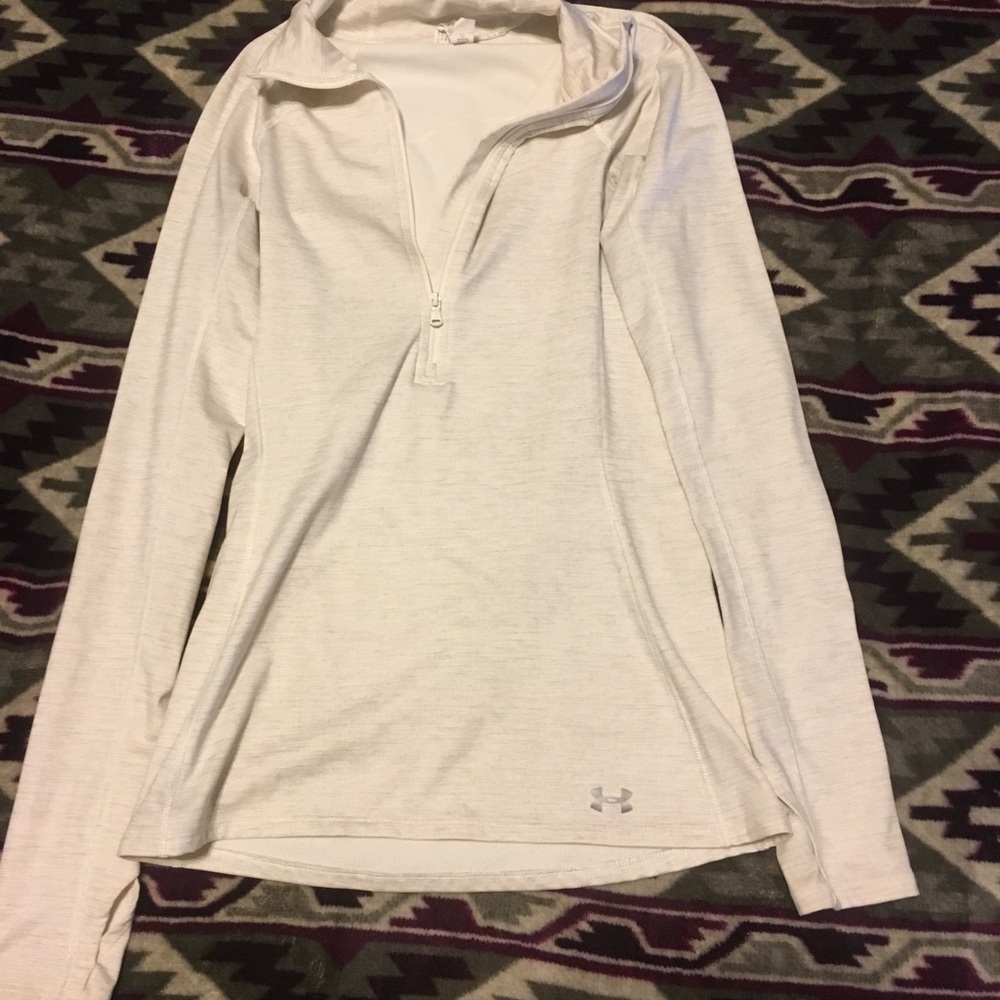 Light weight under armour pull over